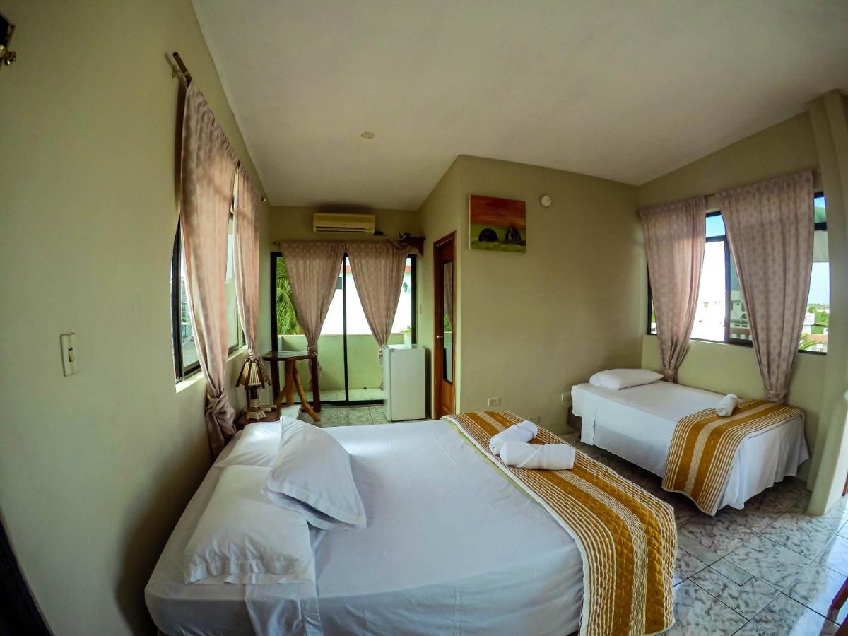 Casa De Nelly Hotel ปูแอร์โต บาเกริโซ โมเรโน ภายนอก รูปภาพ
