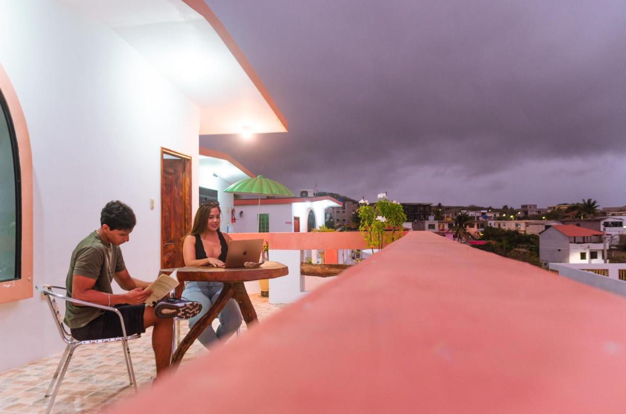 Casa De Nelly Hotel ปูแอร์โต บาเกริโซ โมเรโน ภายนอก รูปภาพ