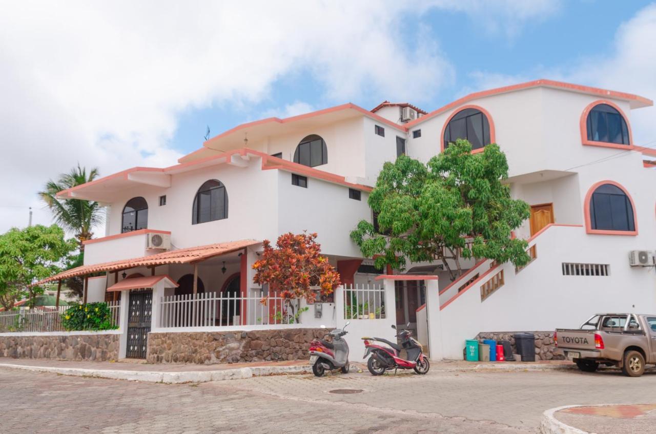 Casa De Nelly Hotel ปูแอร์โต บาเกริโซ โมเรโน ภายนอก รูปภาพ