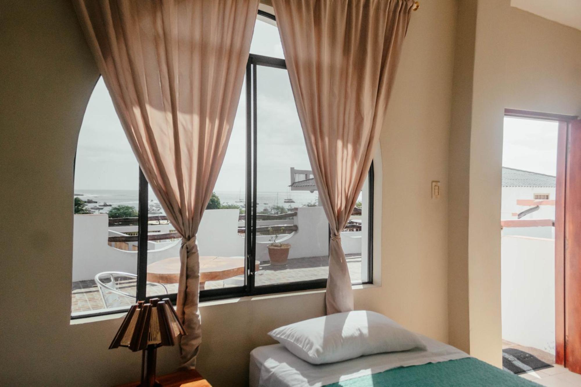 Casa De Nelly Hotel ปูแอร์โต บาเกริโซ โมเรโน ภายนอก รูปภาพ