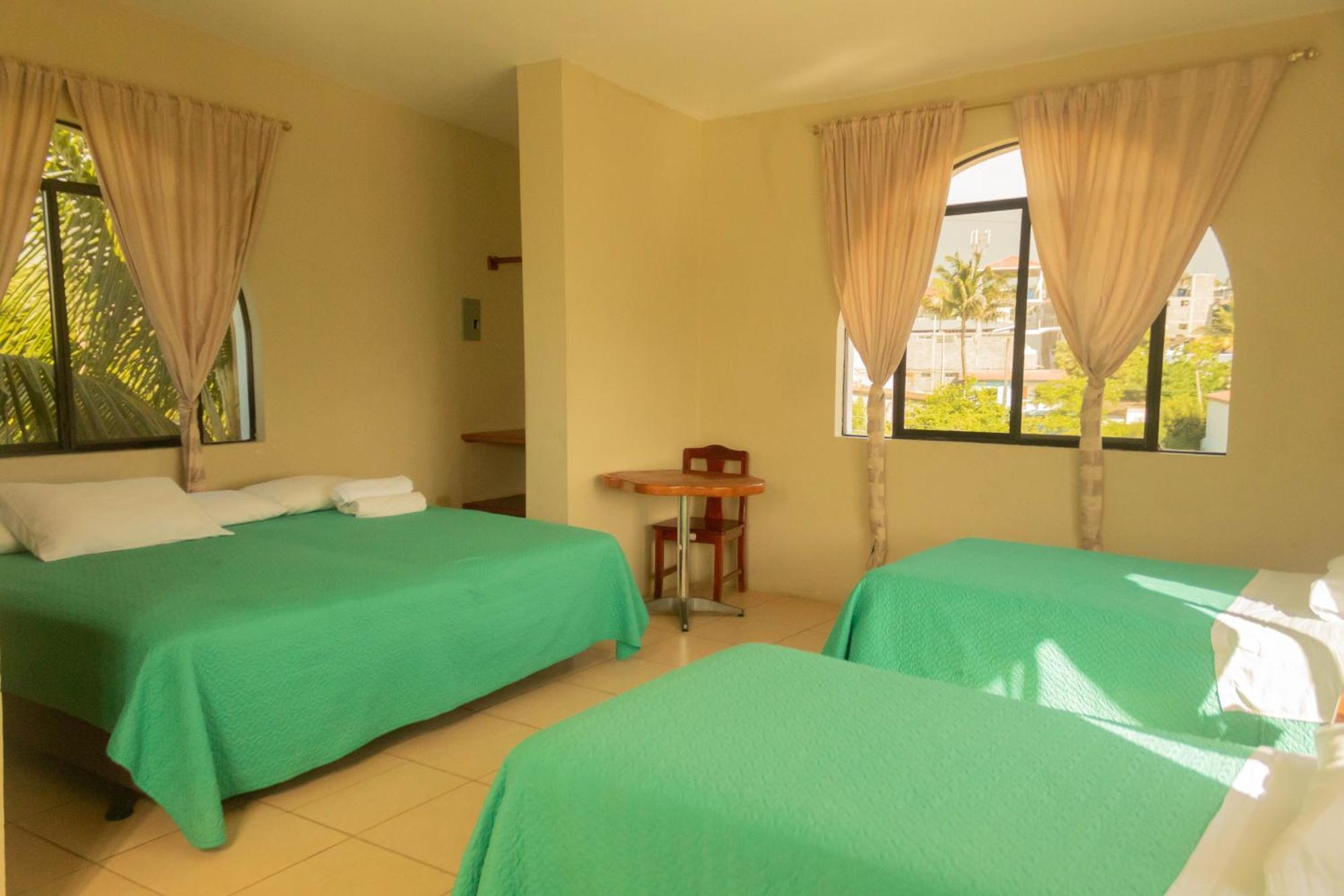 Casa De Nelly Hotel ปูแอร์โต บาเกริโซ โมเรโน ภายนอก รูปภาพ