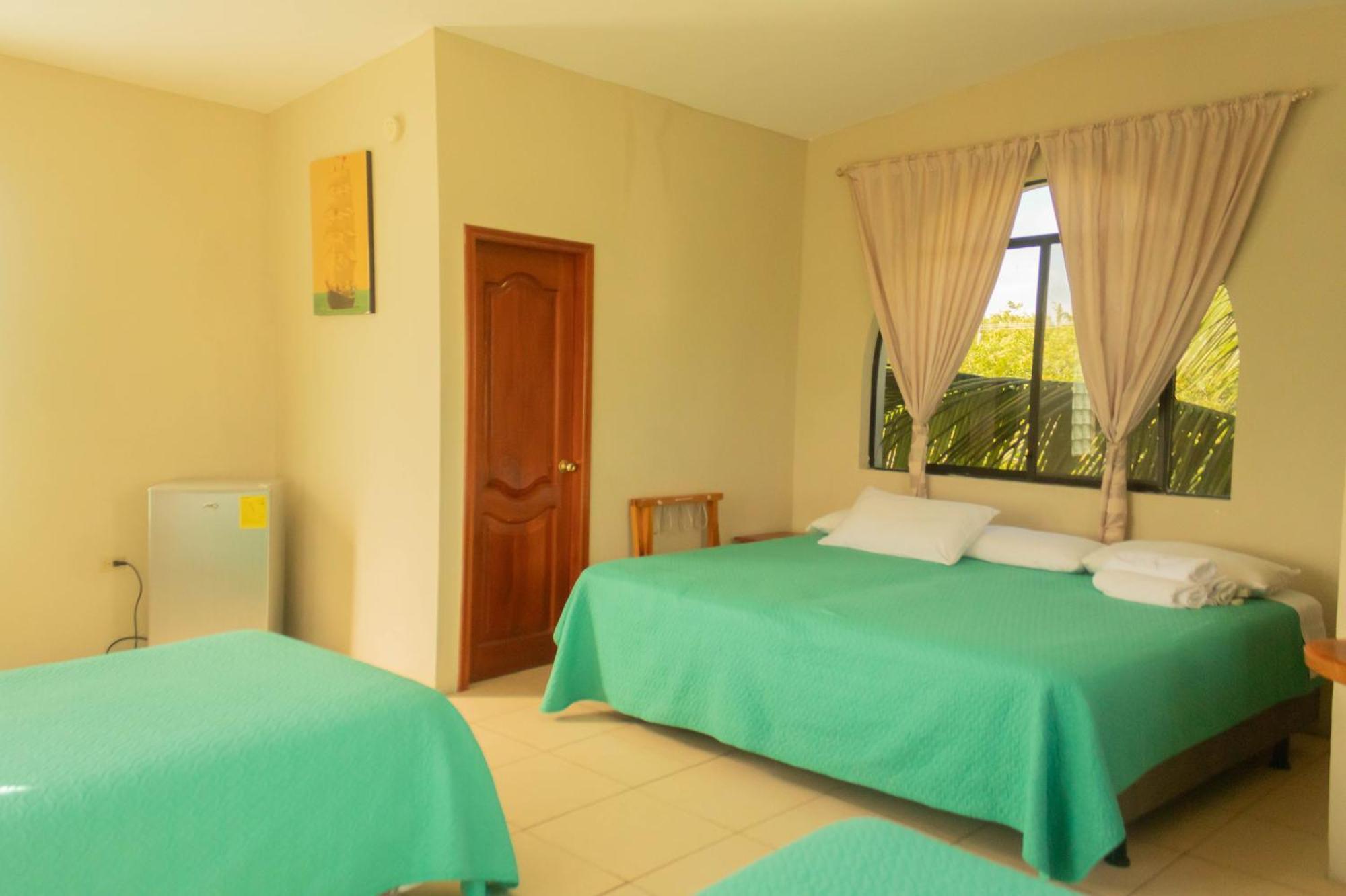 Casa De Nelly Hotel ปูแอร์โต บาเกริโซ โมเรโน ภายนอก รูปภาพ