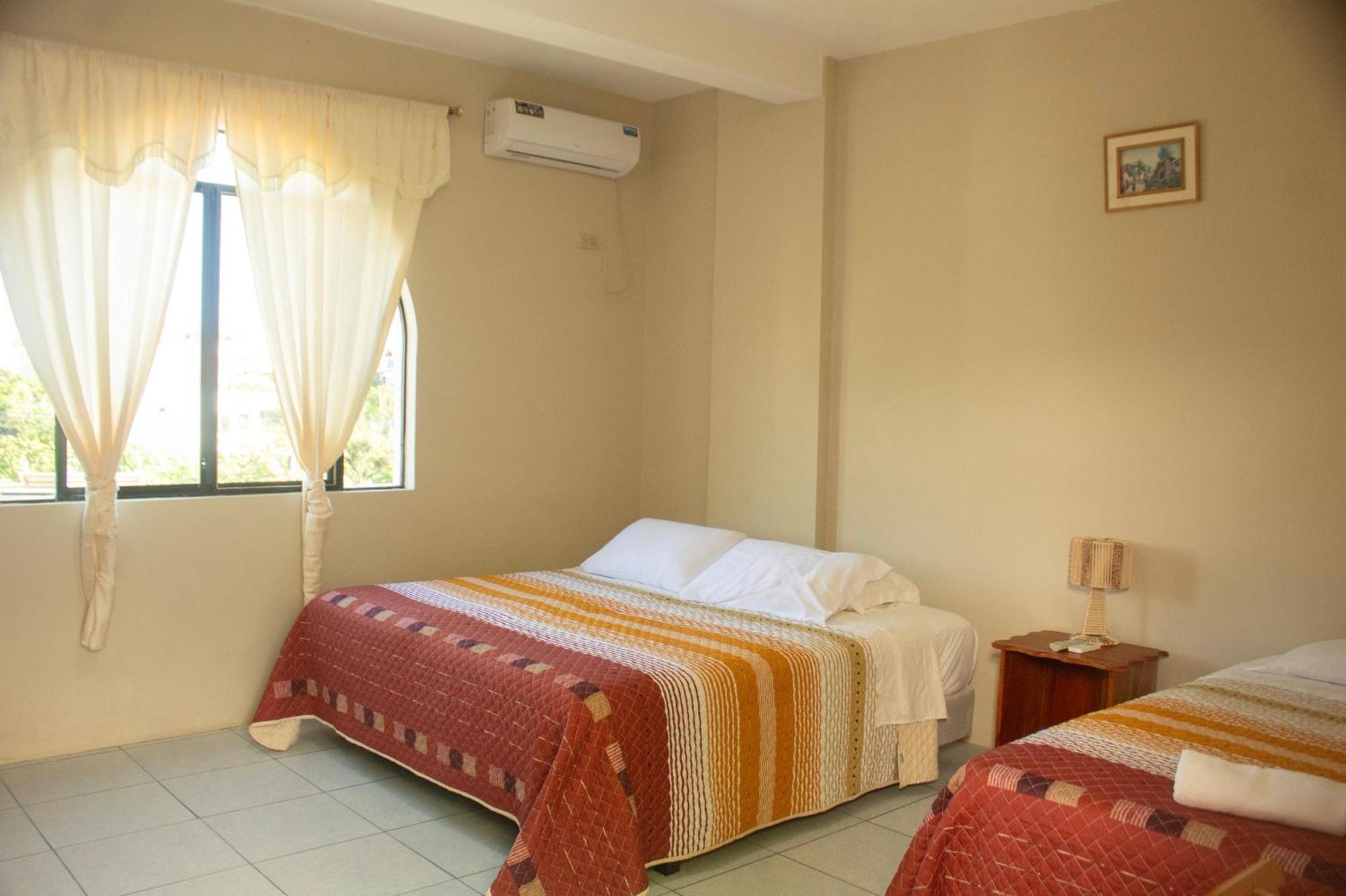 Casa De Nelly Hotel ปูแอร์โต บาเกริโซ โมเรโน ภายนอก รูปภาพ