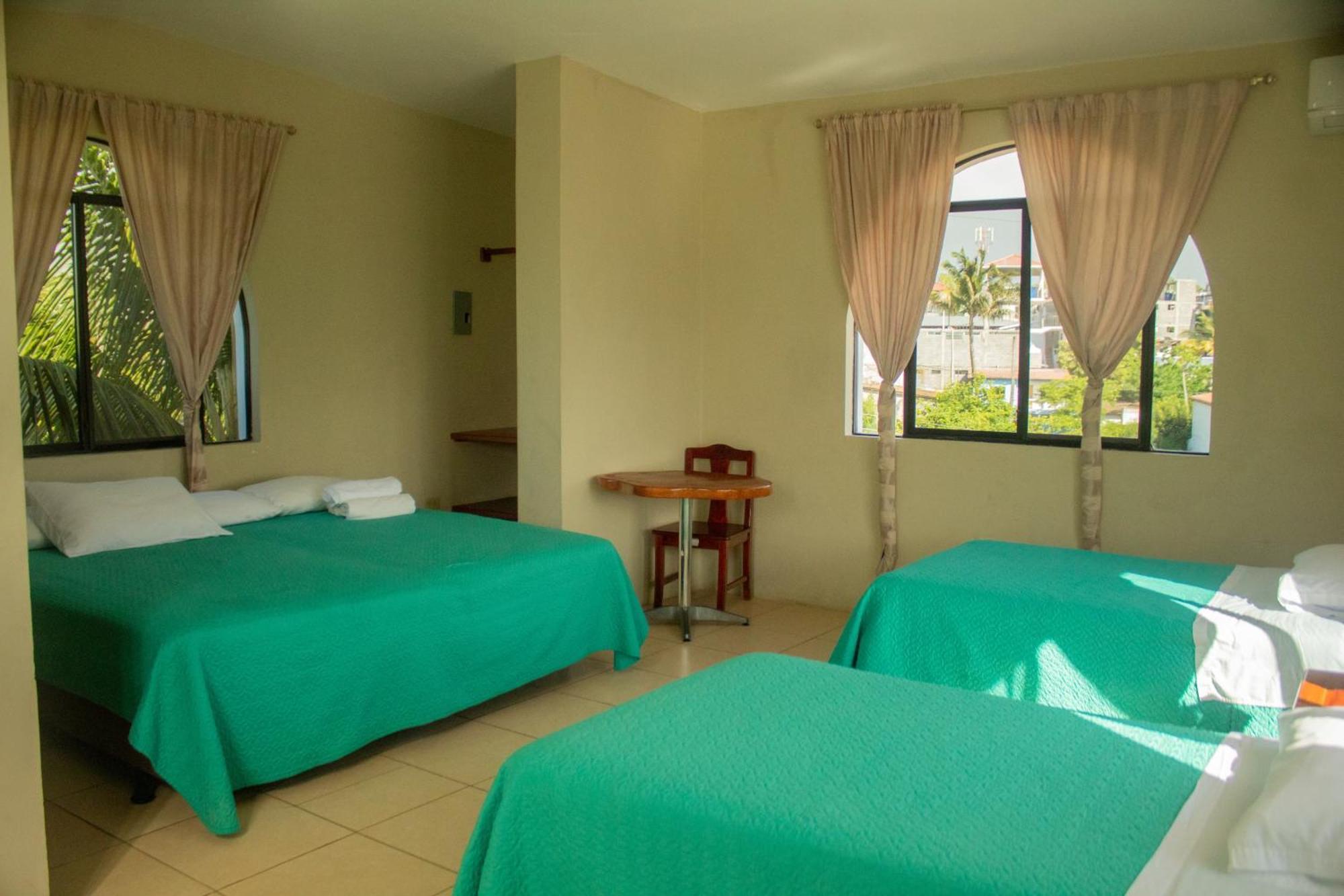 Casa De Nelly Hotel ปูแอร์โต บาเกริโซ โมเรโน ภายนอก รูปภาพ