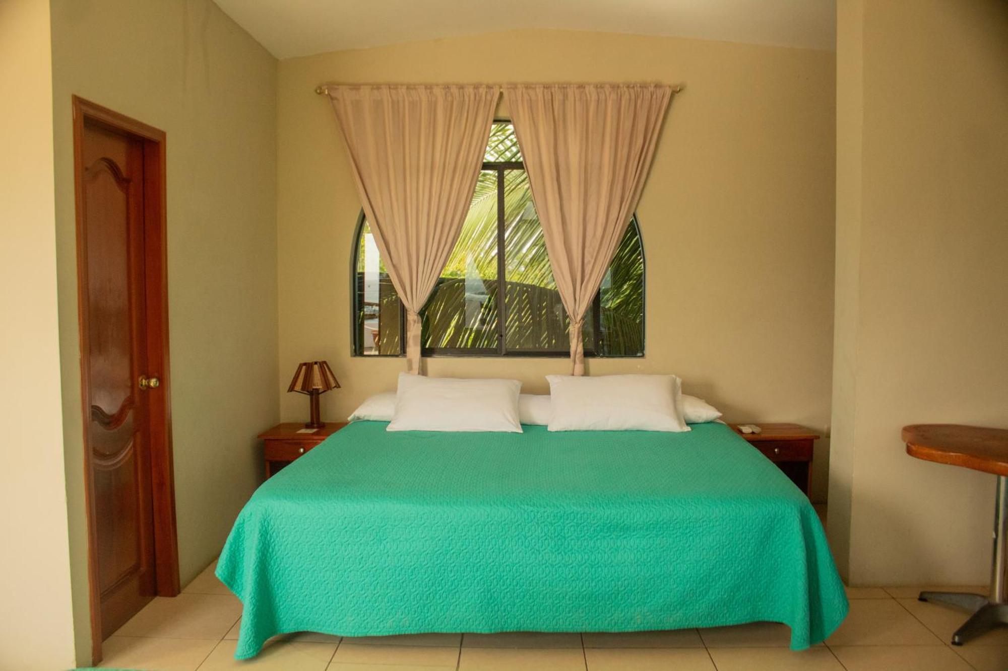 Casa De Nelly Hotel ปูแอร์โต บาเกริโซ โมเรโน ภายนอก รูปภาพ